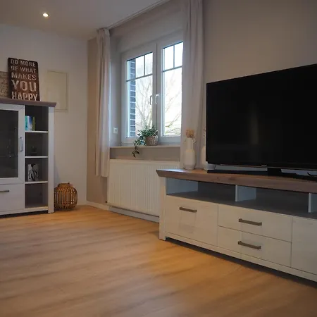 Deichblick Nordseekueste Bremerhaven * Imsum